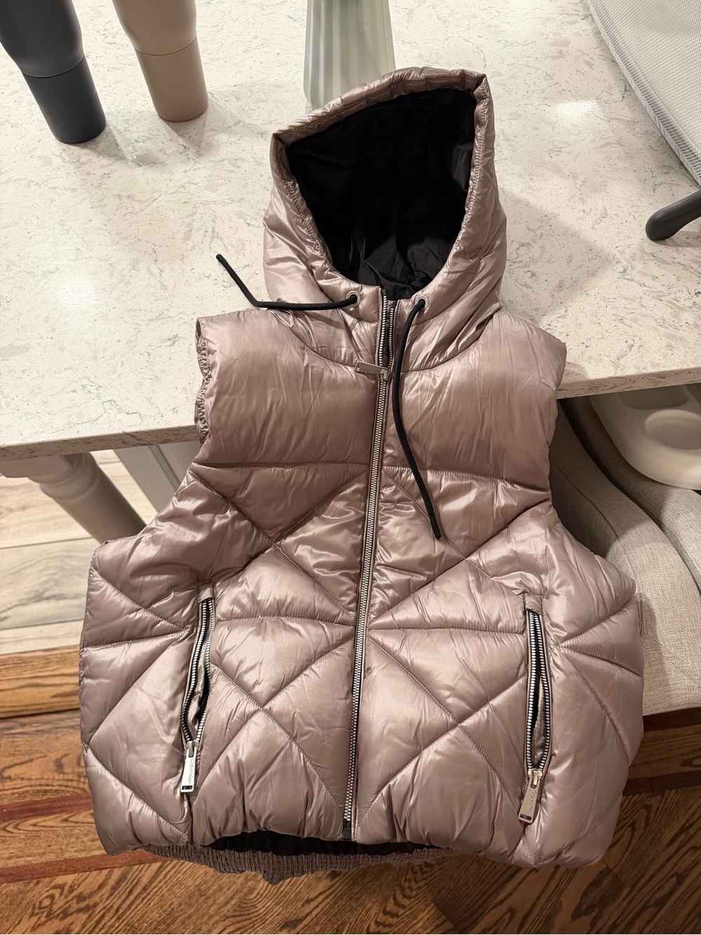 CalQuilted Hooded Puffer Vest - Taupe